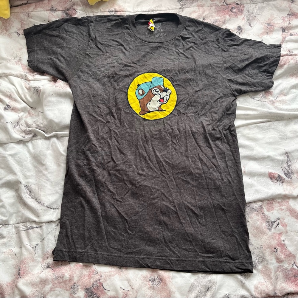 Buc-ee’s T Shirt ‘1982 365 Days of Peace, Love and Beaver Nuggets’